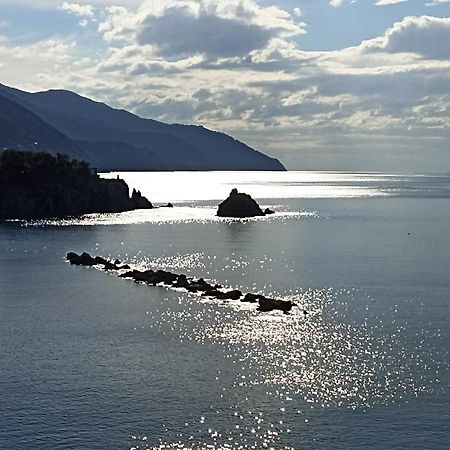 A Ca Du Barba Apartment Monterosso al Mare Luaran gambar