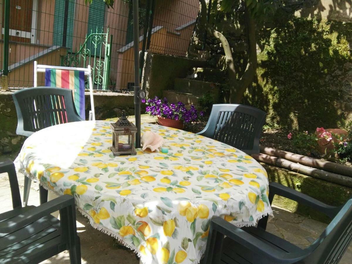 A Ca Du Barba Apartment Monterosso al Mare Luaran gambar